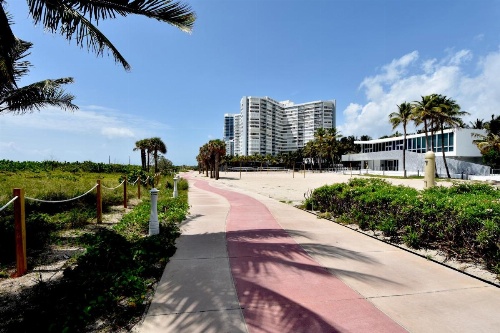 NoBeVIP at the OLSEN on the BEACH! image 50